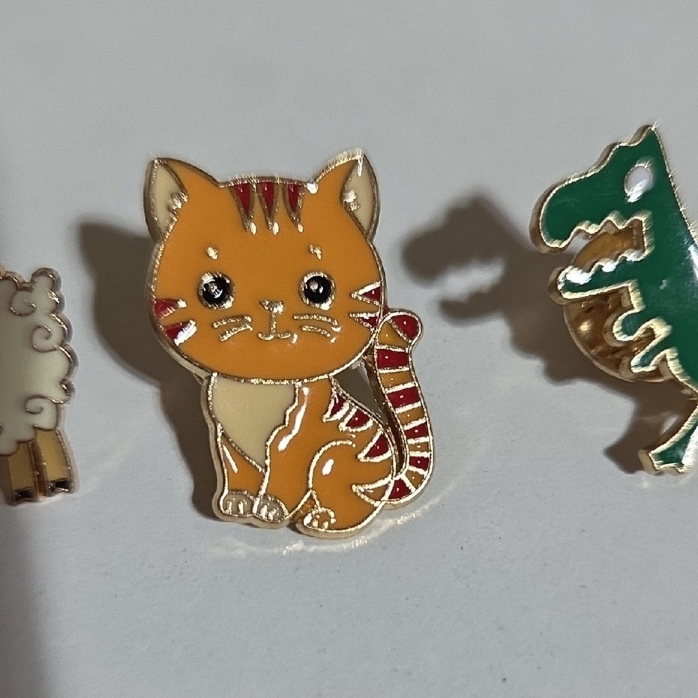 Animal Enamel Pin Collection - Picture 4 of 6
